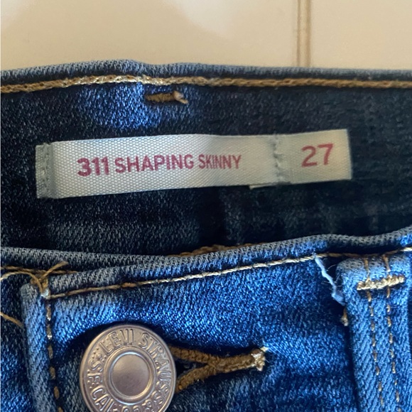 Levi’s skinny jeans - Picture 6 of 6